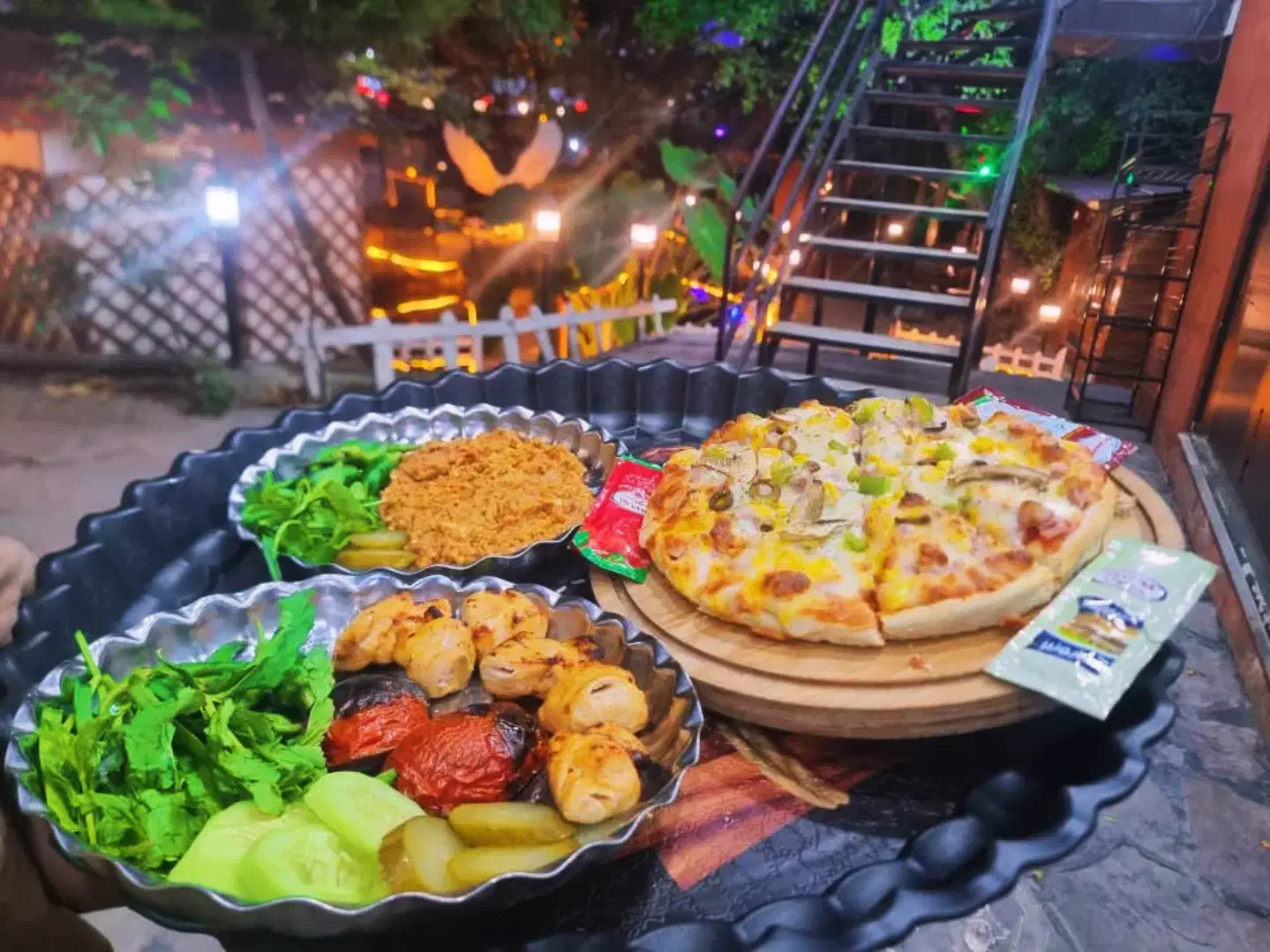 استخدام نیروی کار زن|استخدام خدمات فروشگاه و رستوران|تنکابن, |دیوار