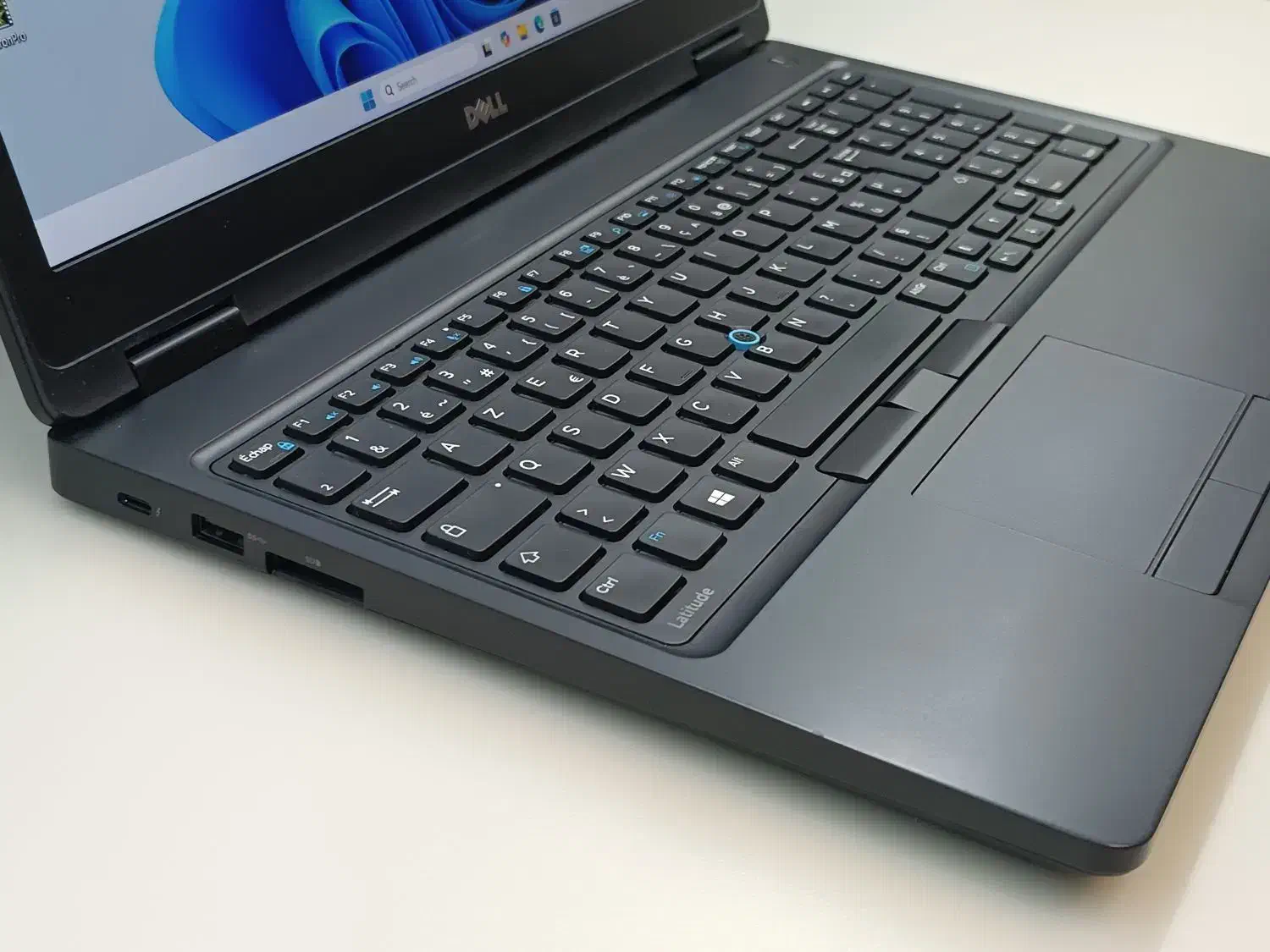 لپ تاپ Dell 5580 در حد گرافیک مجزا اقساط|رایانه همراه|بروجرد, |دیوار