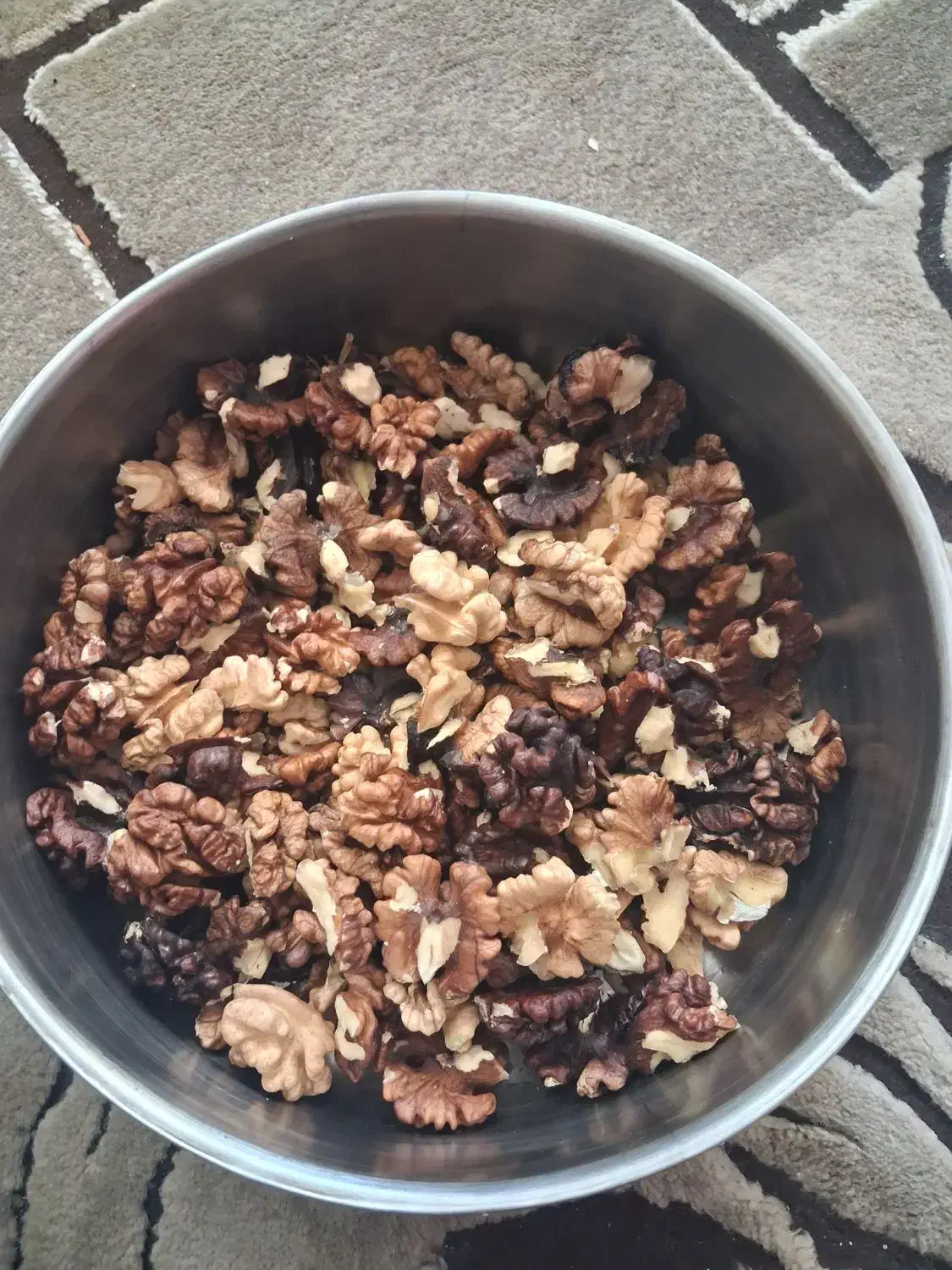 گردو پوست کاغذیکیلو ۳۰۰تومن|خوردنی و آشامیدنی|اشترینان, |دیوار