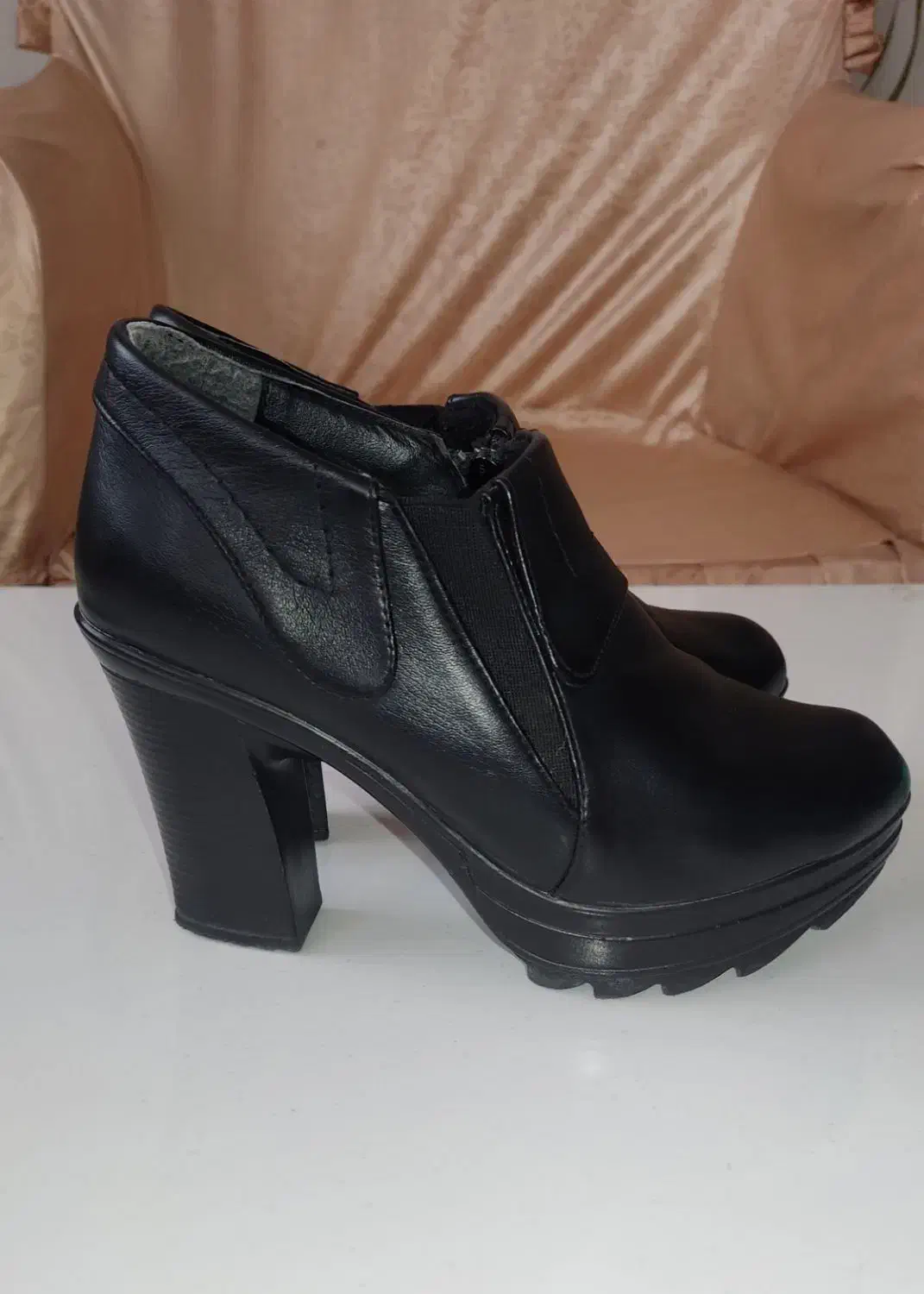 نیم بوت چرم زنانه|کیف، کفش، کمربند|خوی, |دیوار