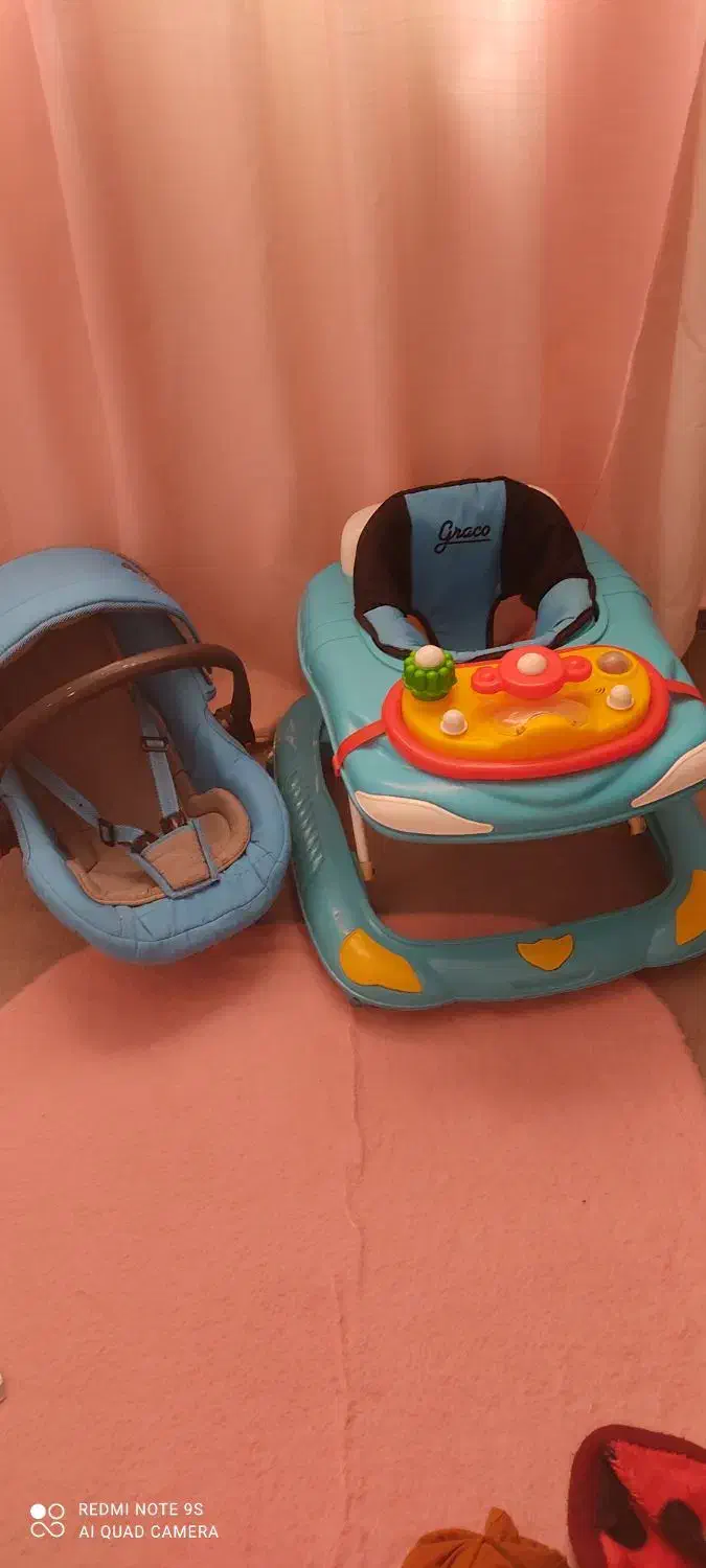 کالسکه وکریرنوزادهمراه با روروئک تمیز|کالسکه و لوازم جانبی|شوش, |دیوار