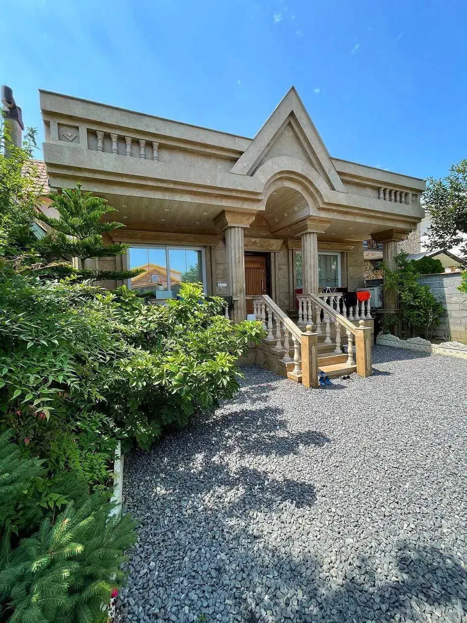 هم نماش خاص هم داخلیش سند ششدانگ هم داره|فروش خانه و ویلا|آلاشت, |دیوار