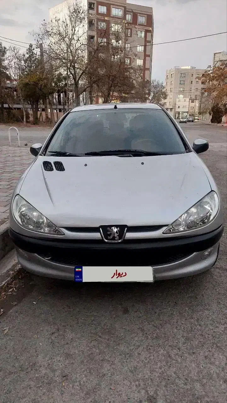 پژو ۲۰۶ اس دی v8 1386|خودرو سواری و وانت|همدان, |دیوار