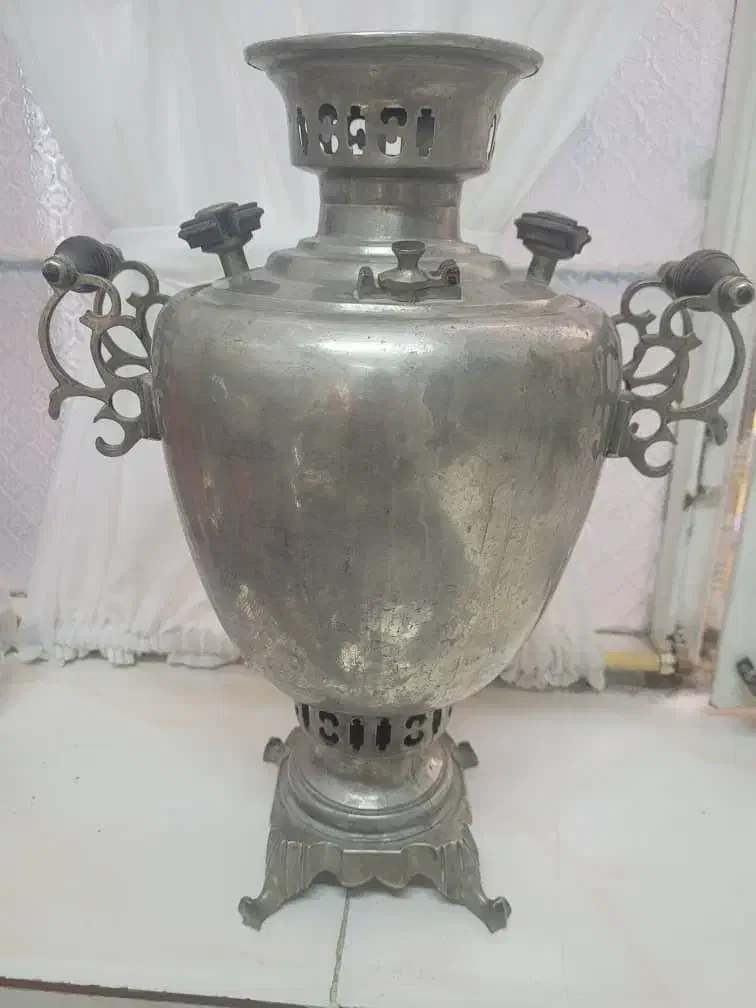 سماور ذغالی ورشو|کلکسیون اشیاء عتیقه|تهران, میرداماد|دیوار