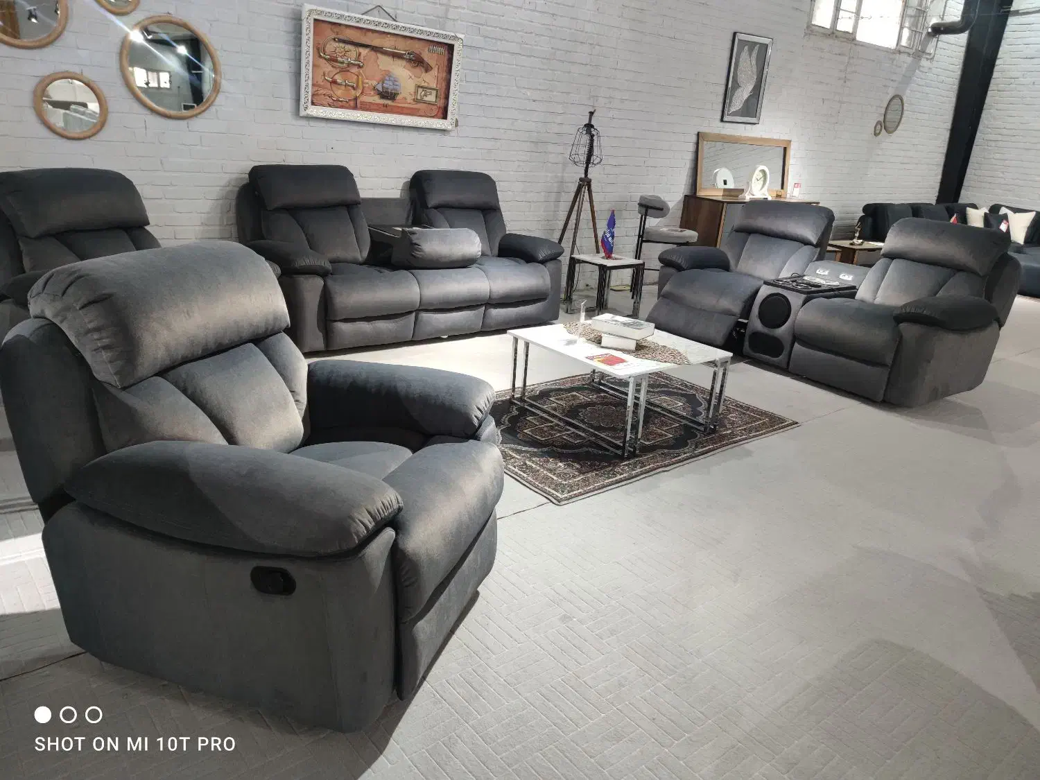 مبل کلاسیک یافت اباد فرانسوی|مبلمان خانگی و میز عسلی|اهواز, سلطانمنش|دیوار