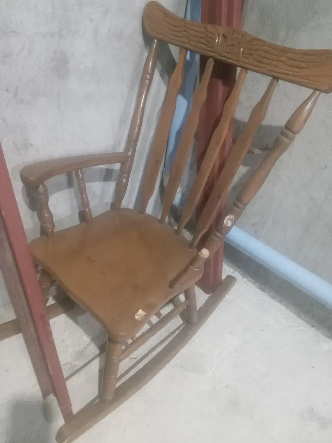 صندلی راش|صندلی و نیمکت|بندر انزلی, چهارفریضه|دیوار