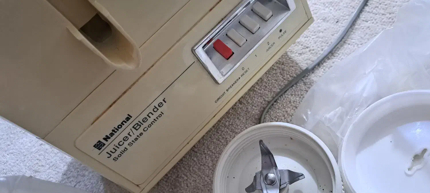 اتو سطل بچه خرسی لگن صندلی بچه آبمیوه گیر استخرتوپ|اسباب و اثاث بچه|کارزان, |دیوار