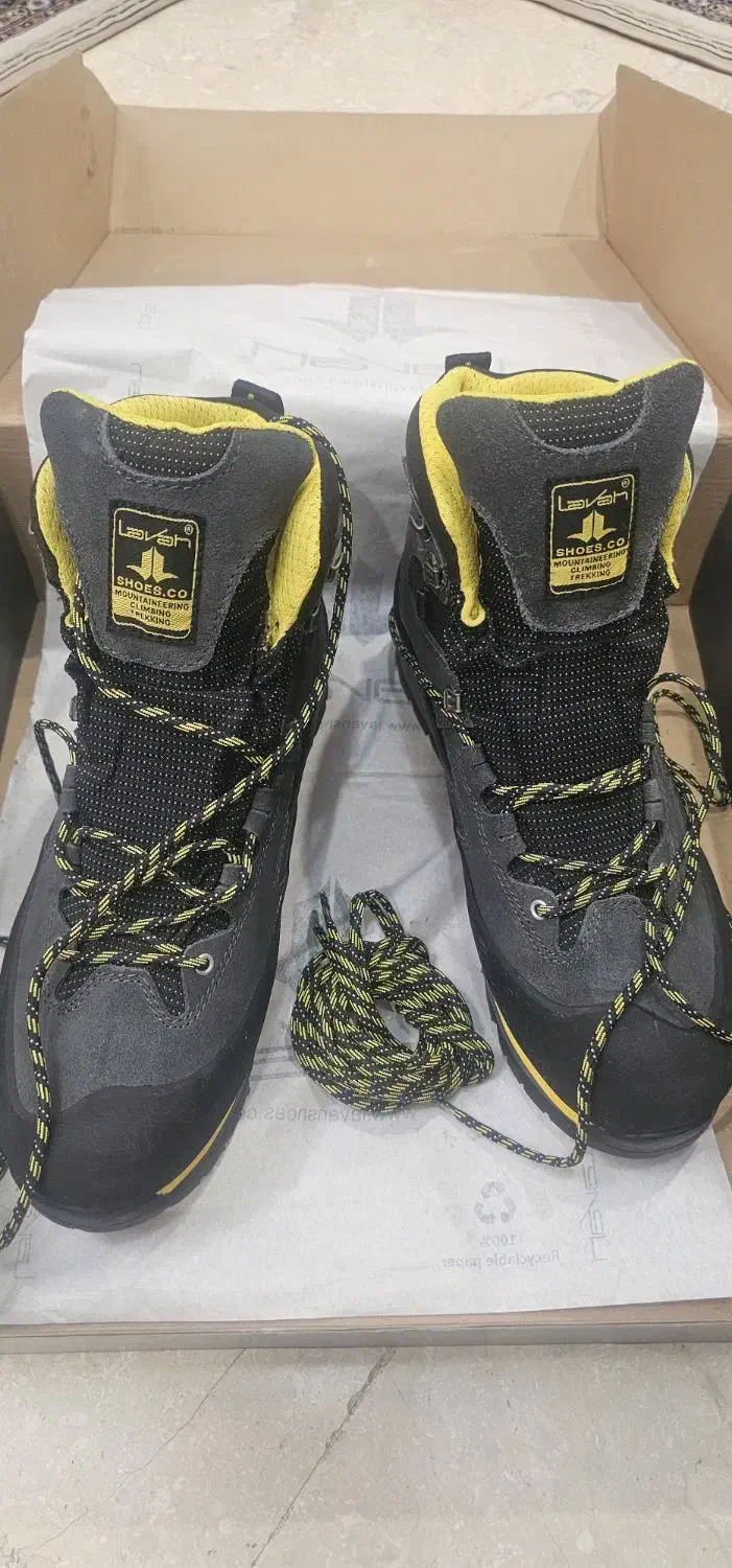 کفش کوهنوردی لاوان|کوهنوردی و کمپینگ|یزد, |دیوار