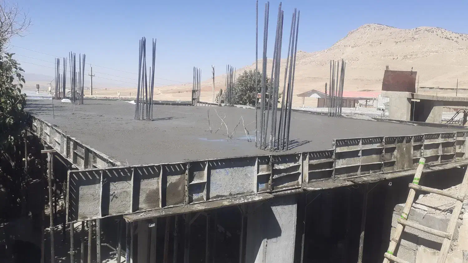 بتن ریزی باخلاطه|خدمات پیشه و مهارت|اسلام‌‌آباد غرب, |دیوار