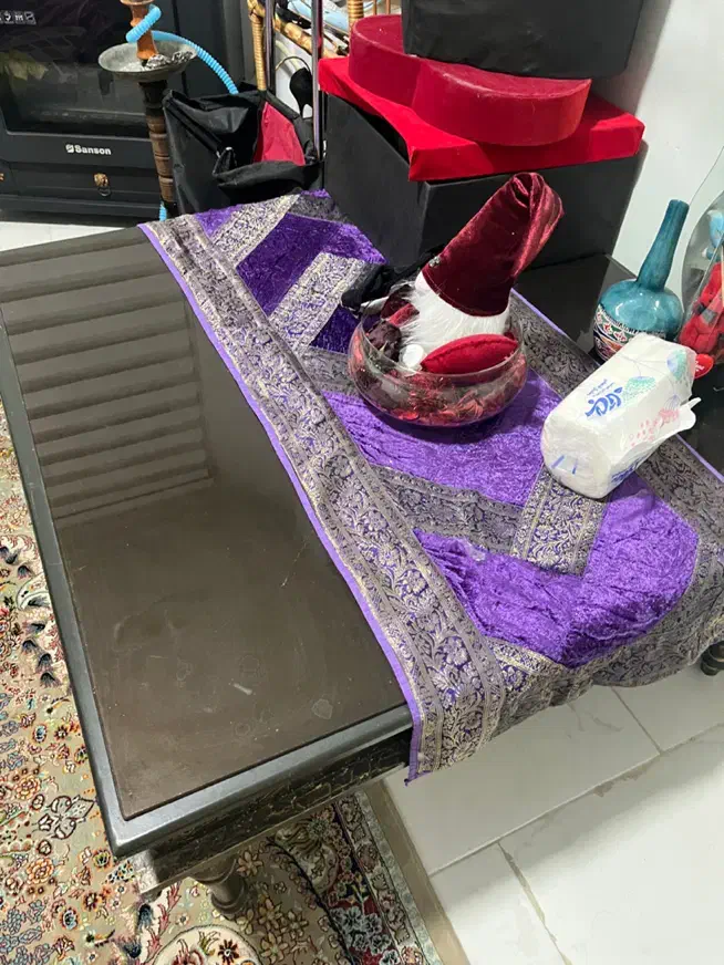 میز جلو مبلی سالم ابعاد صد در صد|مبلمان خانگی و میز عسلی|مشهد, تربیت (صدف)|دیوار