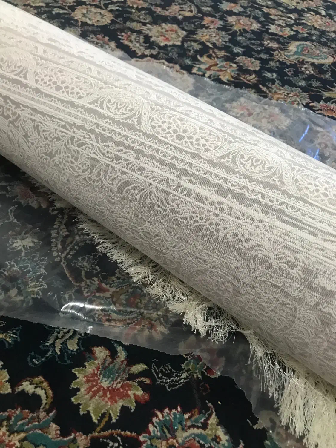 فرش نه‌ متری ۱۲۰۰|فرش|گلبهار, شهر جدید گلبهار|دیوار