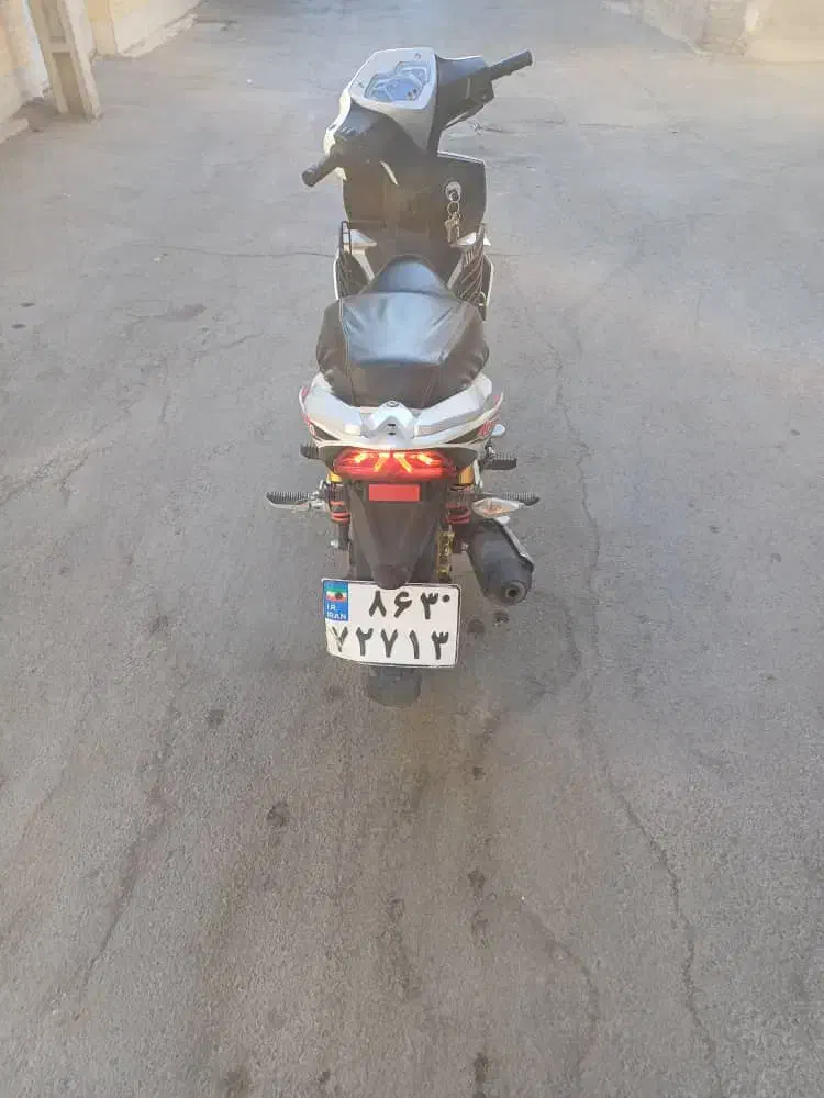 شوکا۱۳۰ سفید|موتورسیکلت|اصفهان, بهارانچی|دیوار