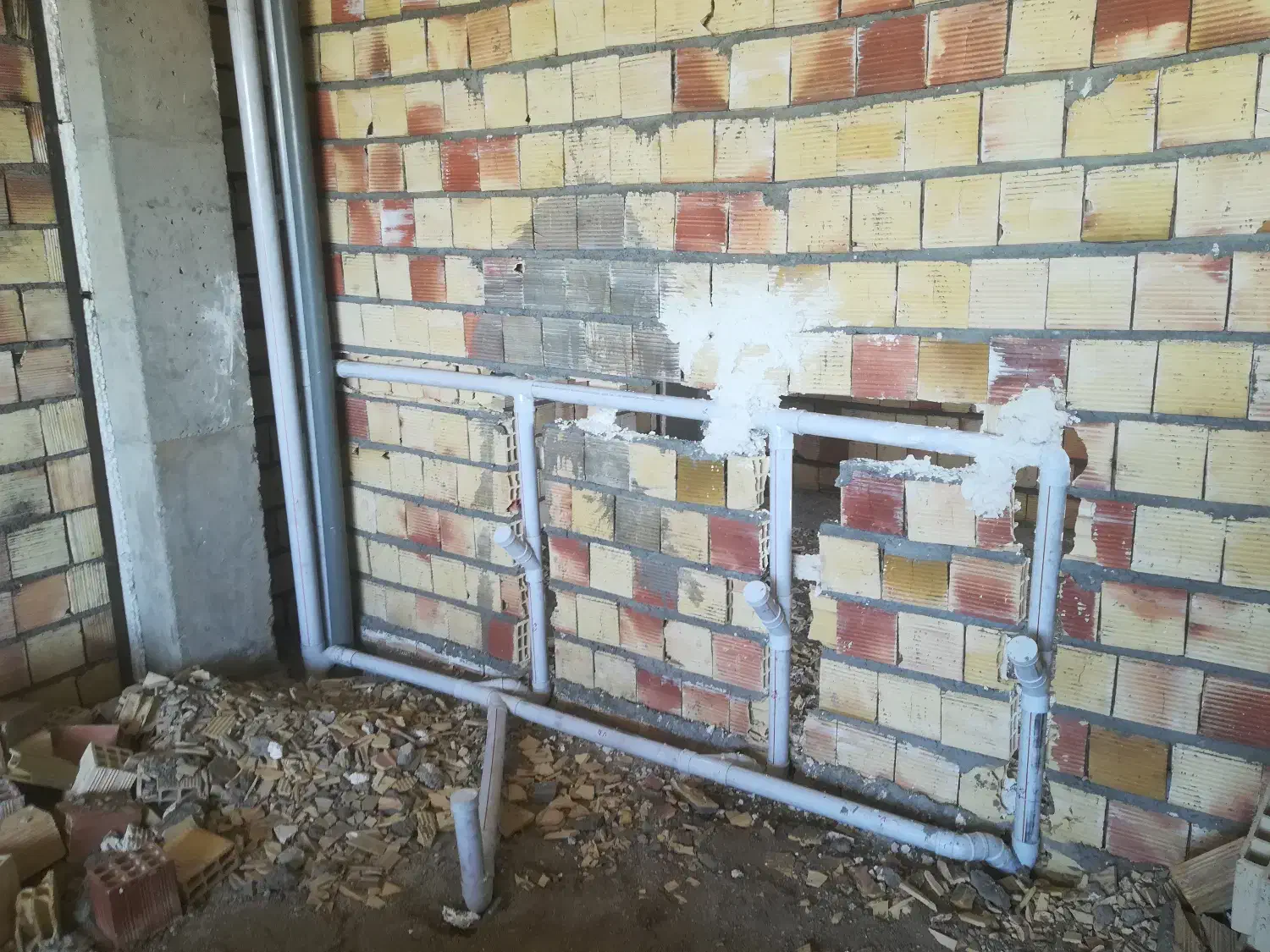 لوله کشی آب و فاضلاب و تعمیر پکیج، نصب شیرآلات|خدمات پیشه و مهارت|کاشمر, |دیوار