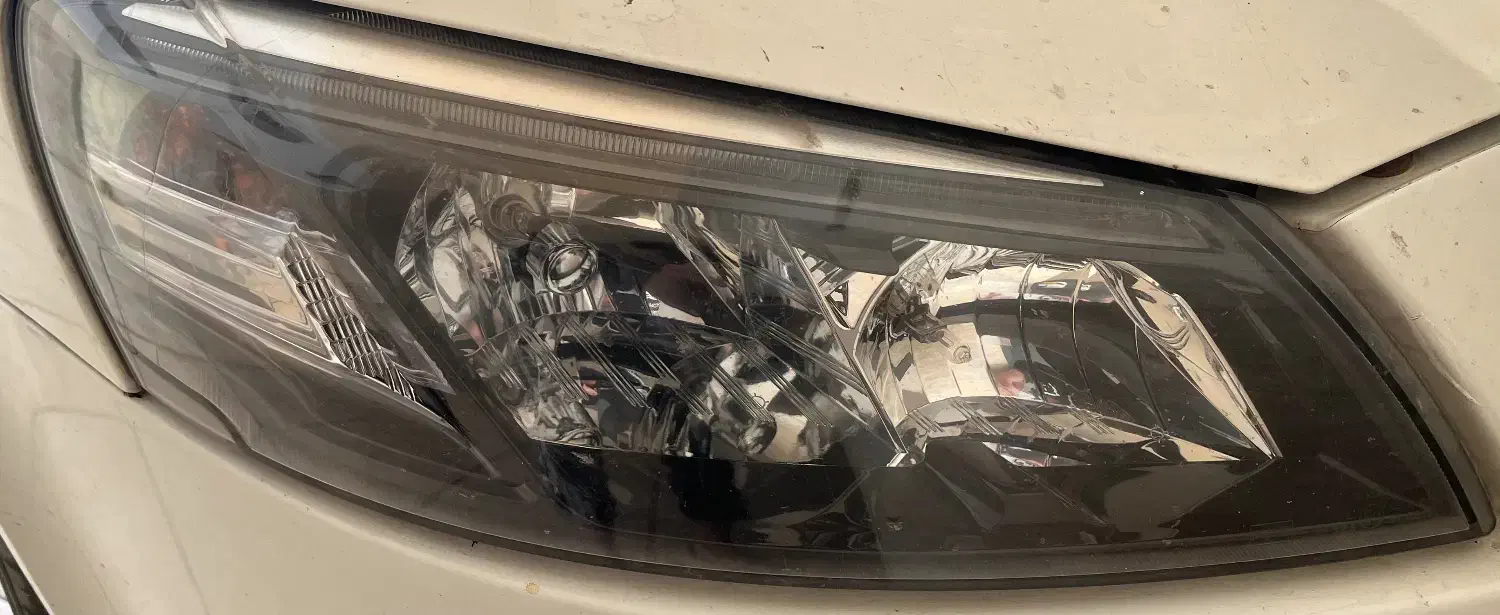 چراغ جلو رانا پلاس|قطعات یدکی و لوازم جانبی|نیشابور, شهرک جانبازان|دیوار