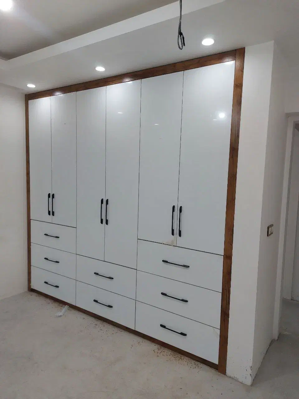 نصاب کابینت کابینت کار استادکار کابینت دکوراسیون|خدمات پیشه و مهارت|بندرعباس, |دیوار