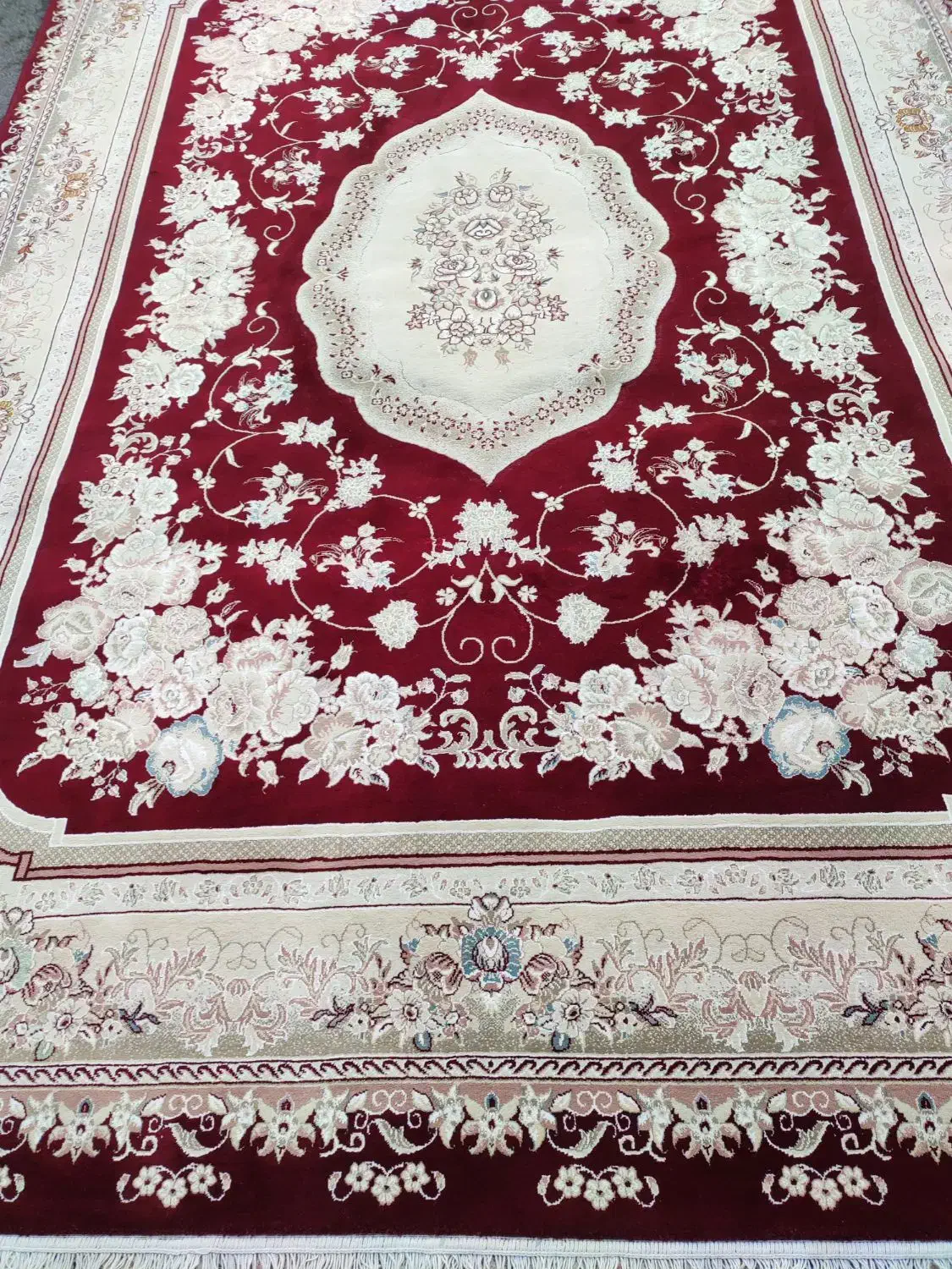 یک فرش ۹ متری زرشکی|فرش|قم, نیروگاه|دیوار