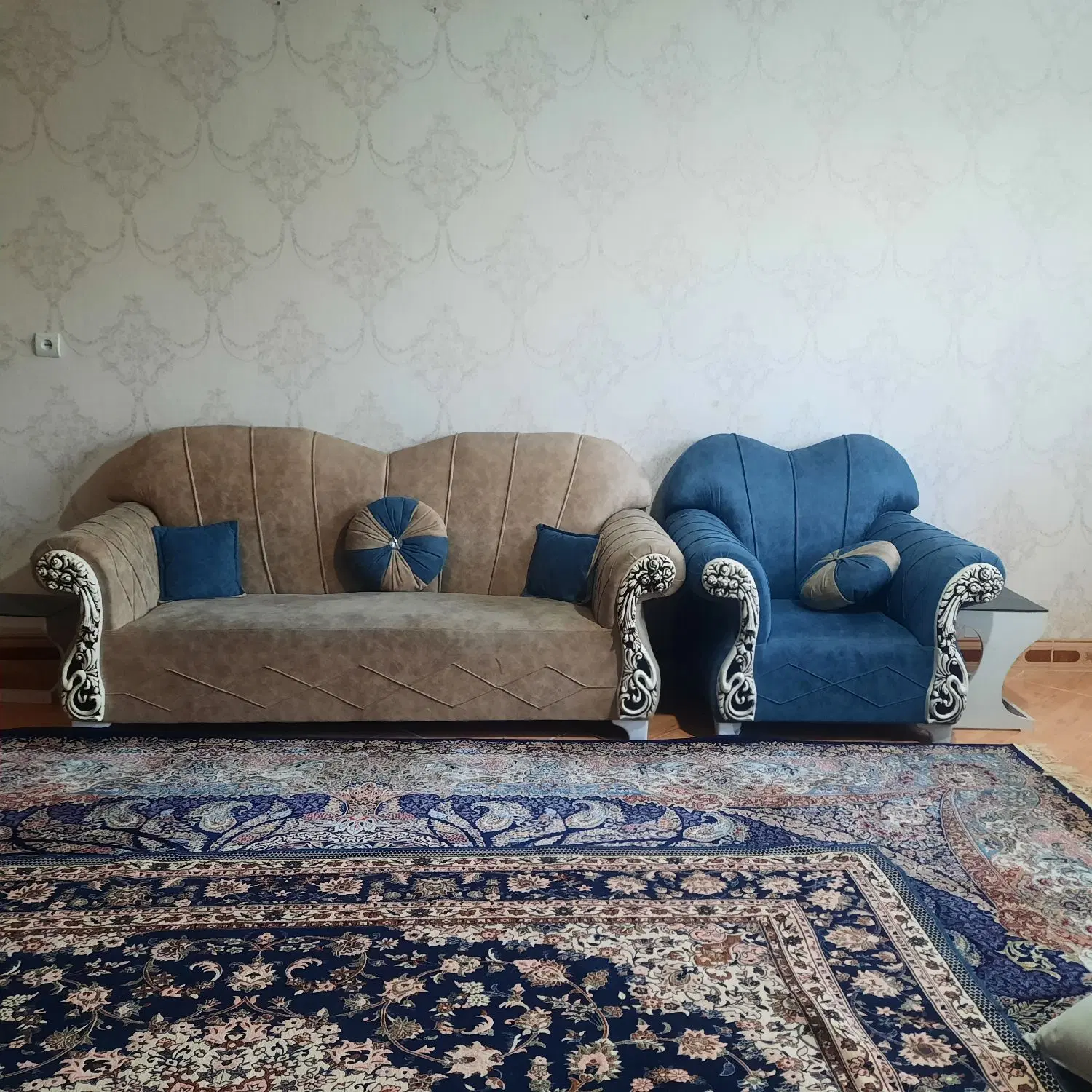 مبلمان|مبلمان خانگی و میز عسلی|آشخانه, |دیوار
