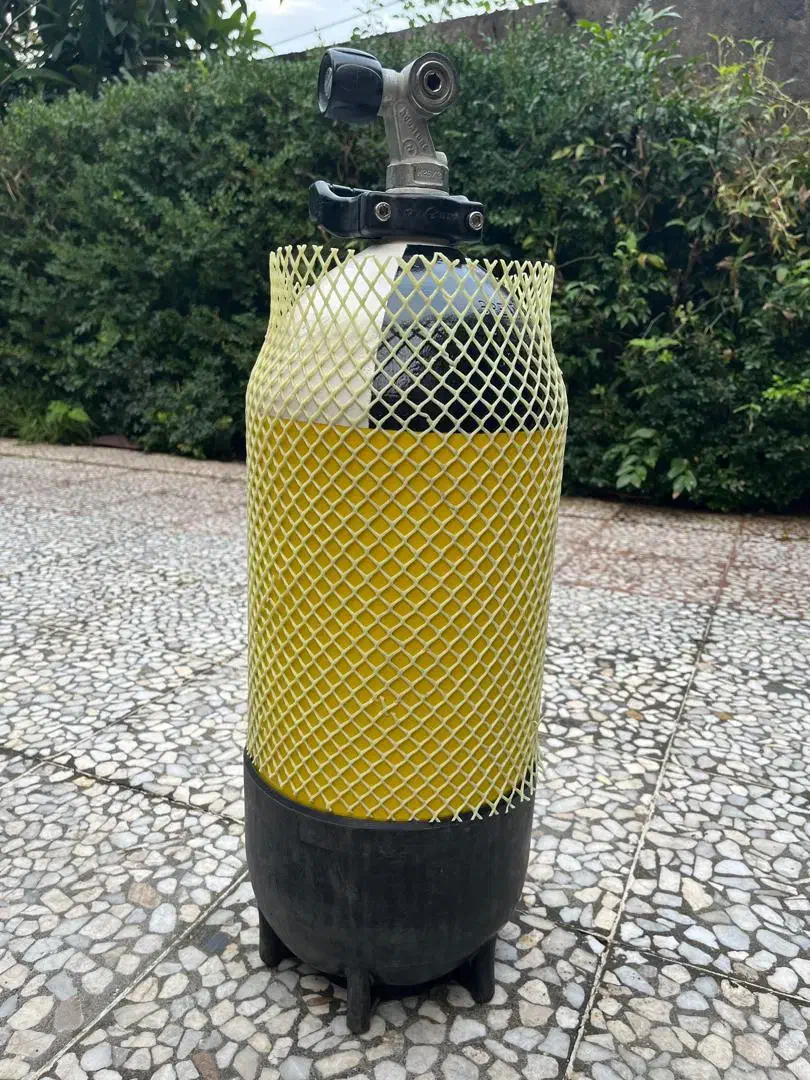 کپسول غواصی ۱۲لیتری ۲۳۲ بار کاری|غواصی و ورزش‌های آبی|ایزدشهر, |دیوار