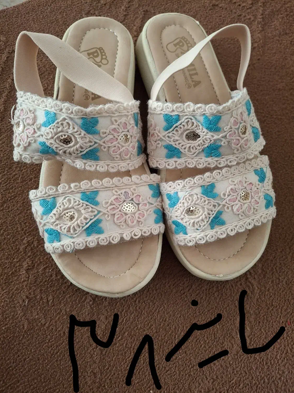 چند جفت کفش عکس دومی نو هستش|کیف، کفش، کمربند|یزد, |دیوار