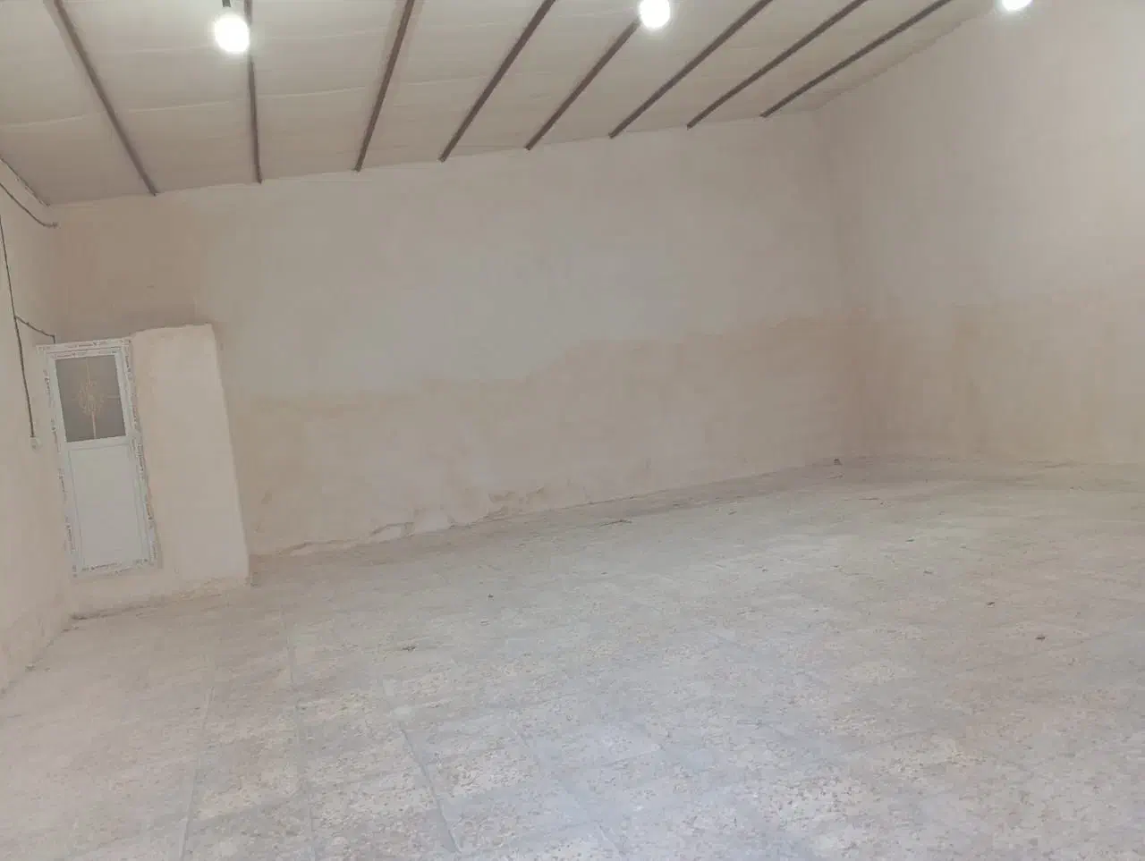 اجاره انبار - جنب استادیوم|اجارهٔ دفتر صنعتی، کشاورزی، تجاری|بندر گناوه, |دیوار