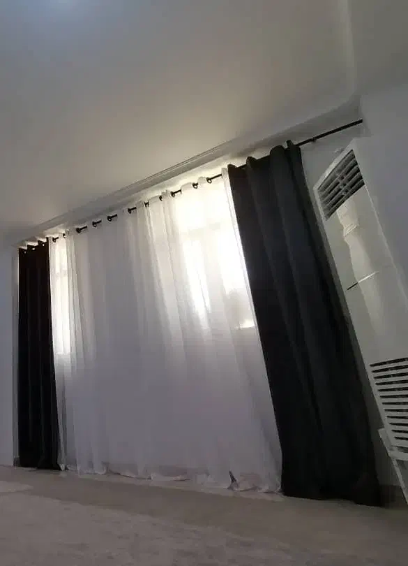 فروش دو عدد پنل پرده مخمل گارنت کارکرده|پرده، رانر، رومیزی|بندر دیر, |دیوار