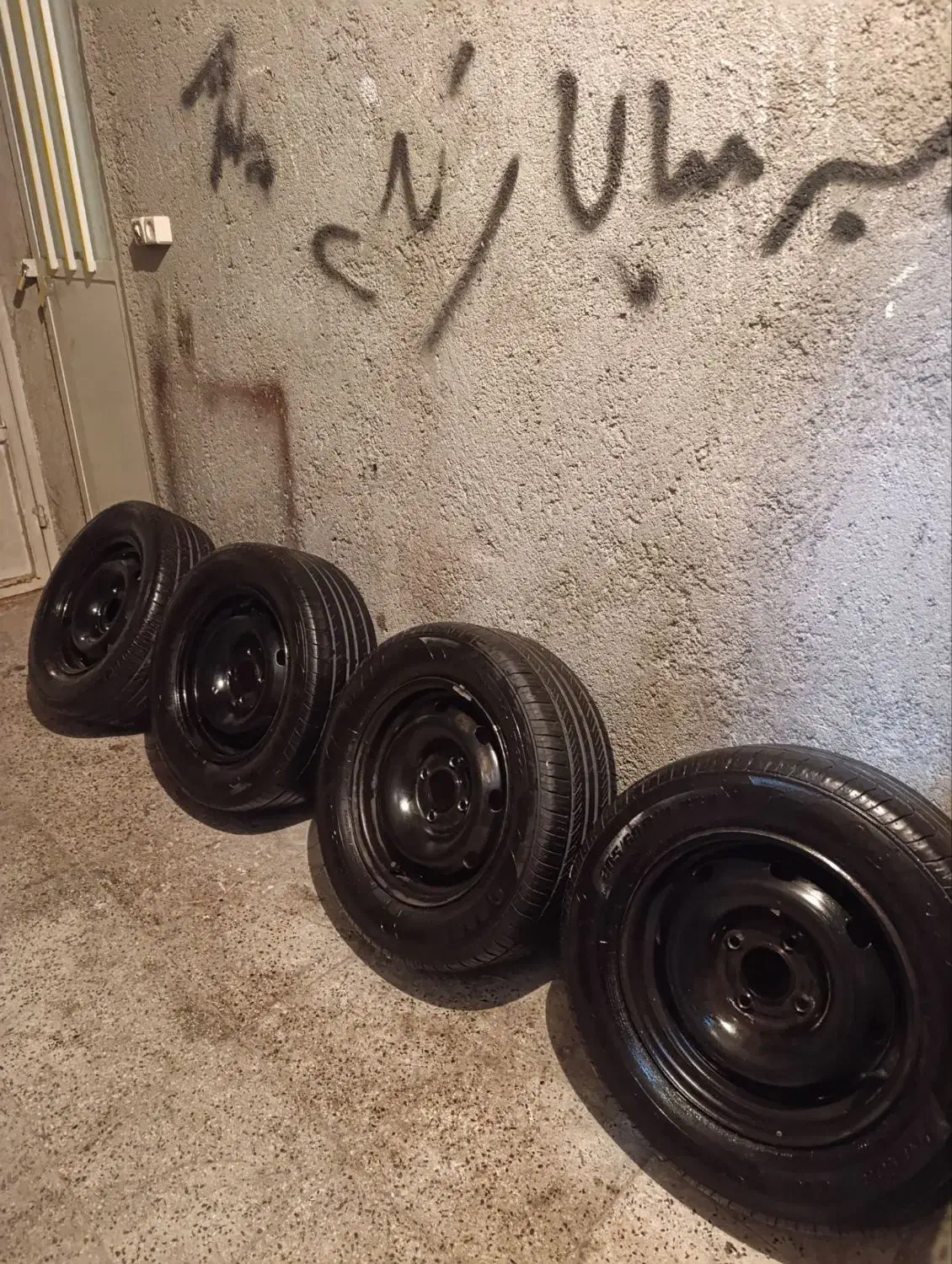 رینگ و لاستیک بارز ۲۰۵ ۱۴|قطعات یدکی و لوازم جانبی|تبریز, |دیوار