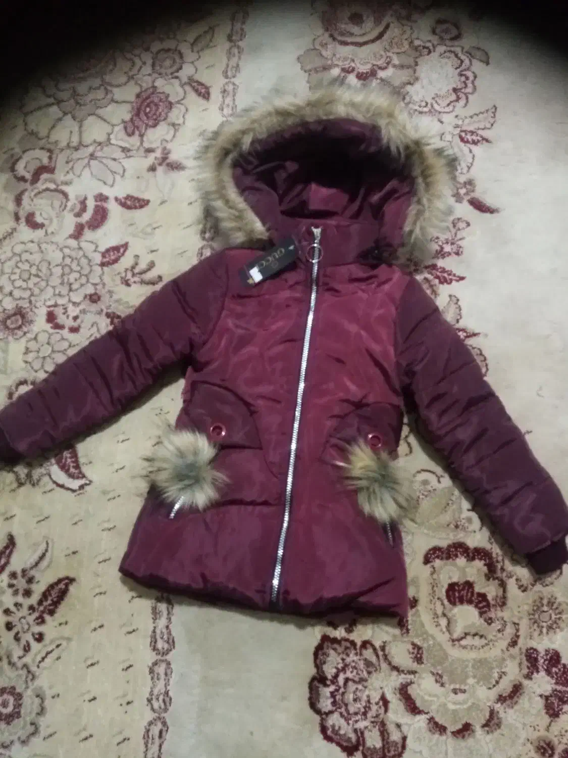 کافشن دخترانه 6 تا 7 سال خوبه|کفش و لباس بچه|درمیان, |دیوار