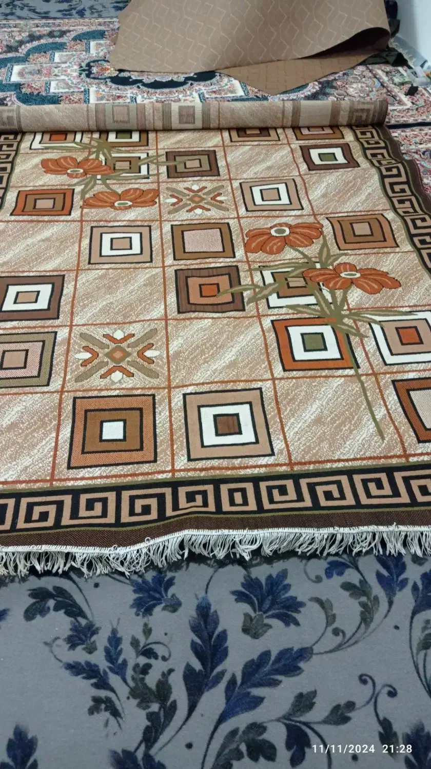 گلیم ۶ متری بدون پرز در حد نو|گلیم، جاجیم، گبه|گرگان, |دیوار