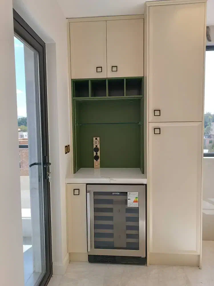 نصب انواع کابینت نو و دست دوم باکمترین اجرت|خدمات پیشه و مهارت|سنندج, |دیوار