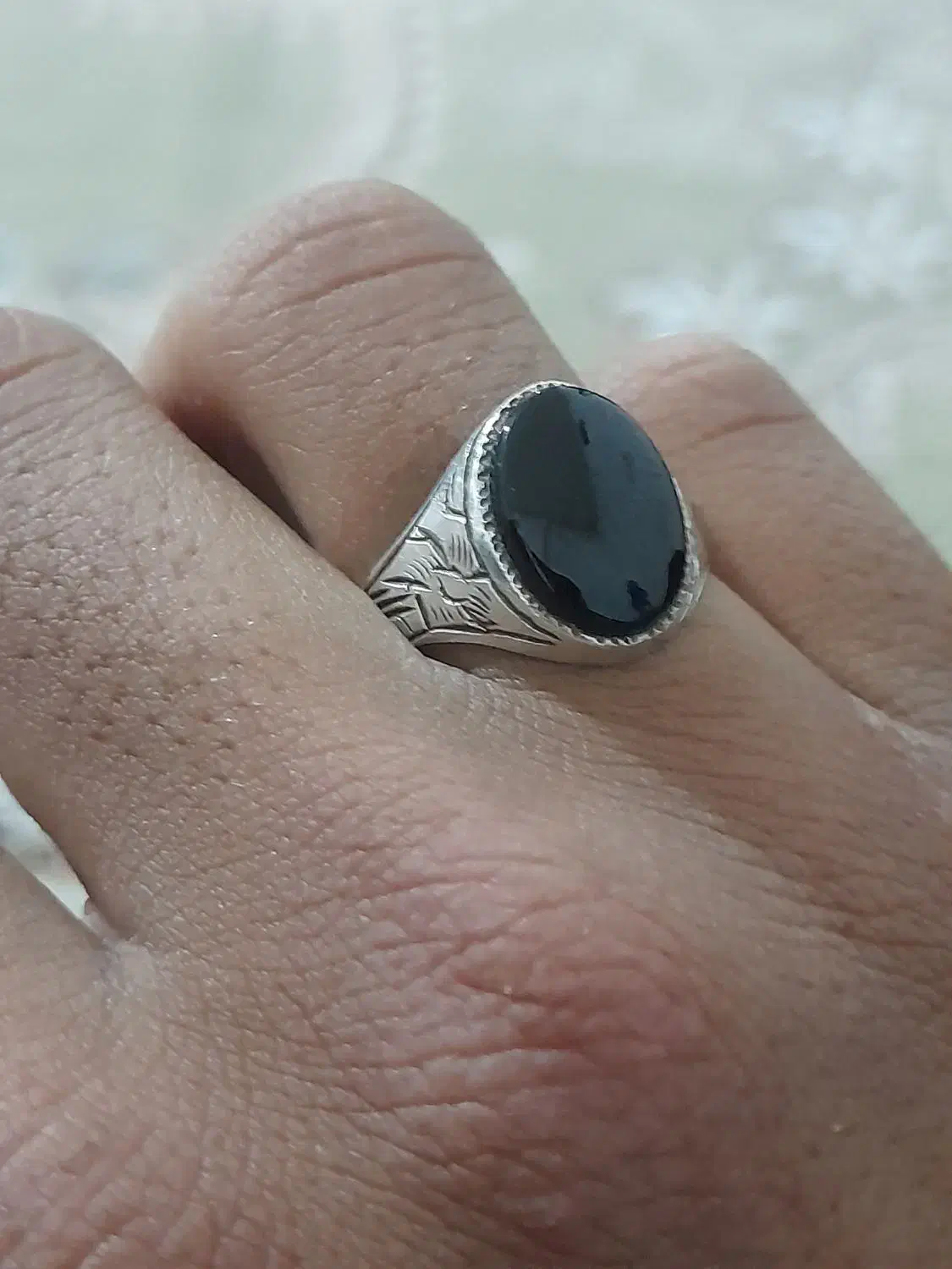 انگشتر|جواهرات|نیشابور, هفده شهریور|دیوار