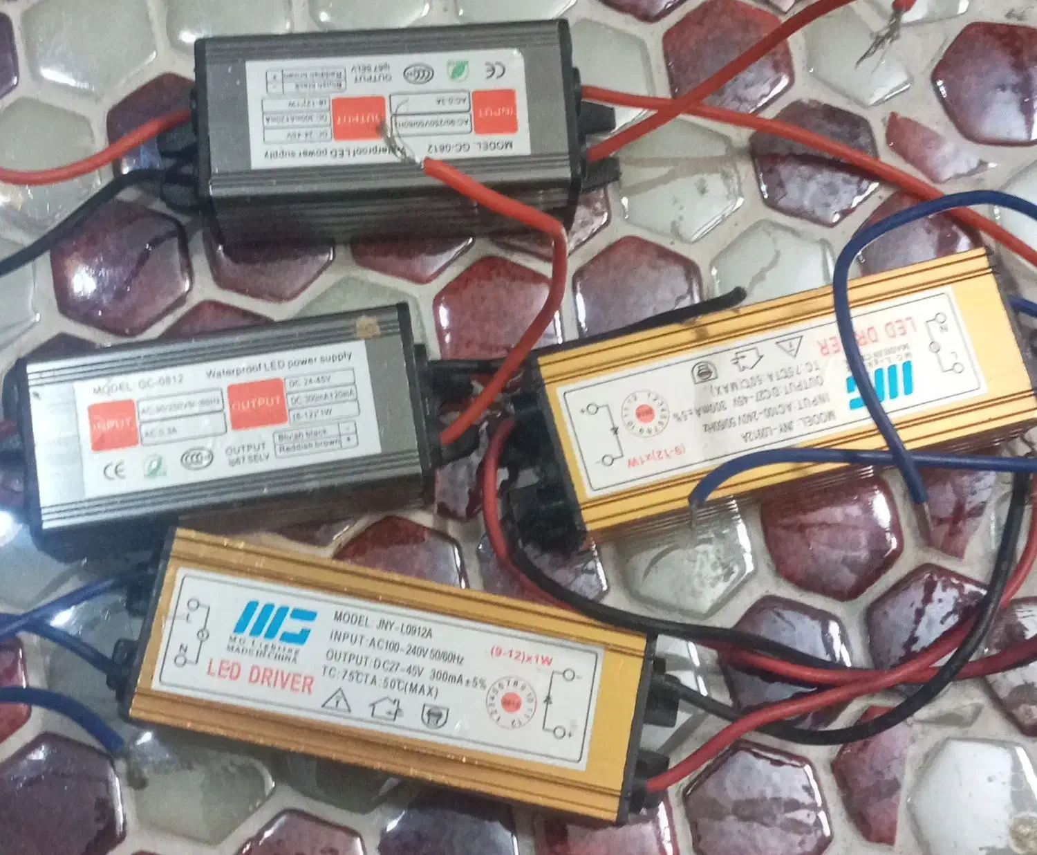 دفنی و.درایور.وارنیش.هالوژن|لامپ و چراغ|ری, صفاییه (چشمه علی)|دیوار