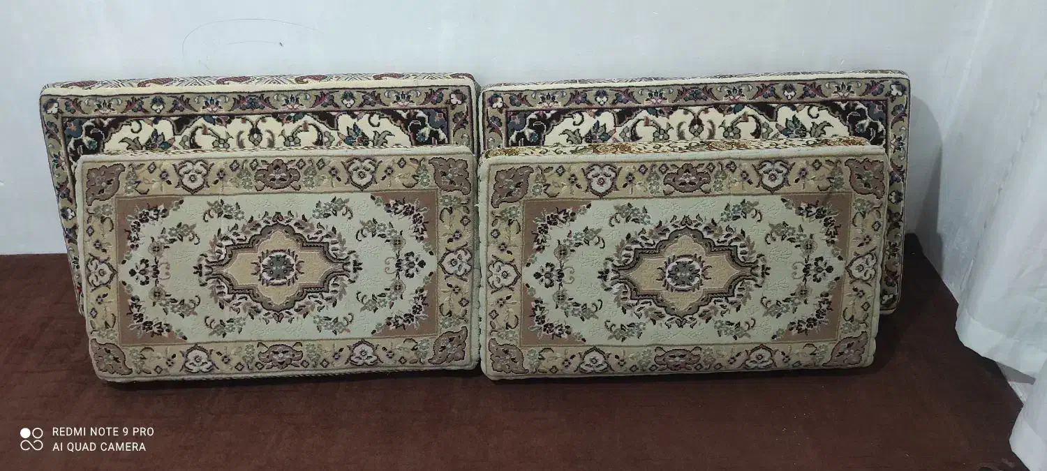 پشتی محکم  سالم زیپ دار|پشتی|همدان, |دیوار