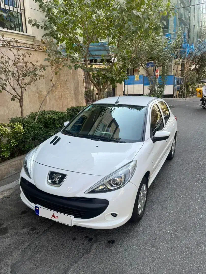 ۲۰۷ دنده  در حد بی رنگ نقد و معاوضه پژو|خودرو سواری و وانت|تهران, هروی|دیوار