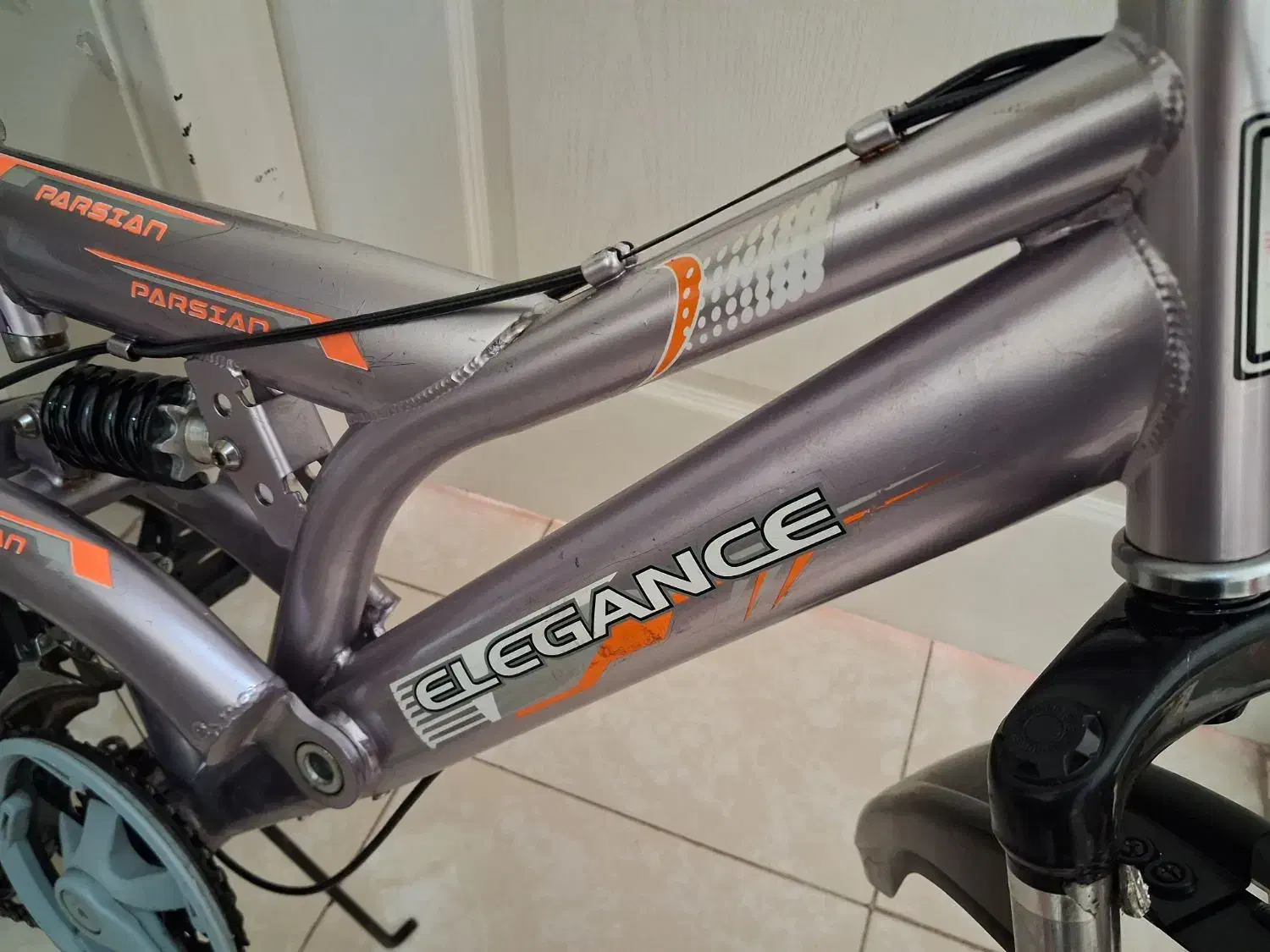 دوچرخه ۲۰ و ۲۴ .کمک فنر دار .ترمز دیسکی|دوچرخه، اسکیت، اسکوتر|پردیس, فاز ۳|دیوار