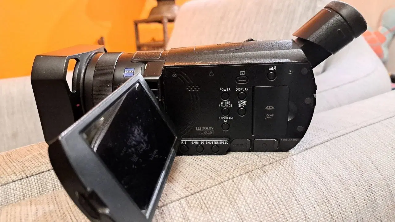 دوربین فیلمبرداری 4k حرفهای Sony FDR-AX100E|دوربین عکاسی و فیلمبرداری|تهران, سبلان (لشگر)|دیوار