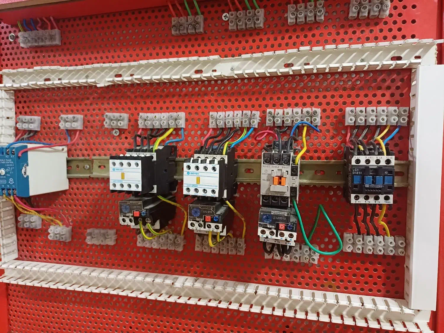 آسان دیپلم برق بگیرید|خدمات آموزشی|مسجد سلیمان, |دیوار