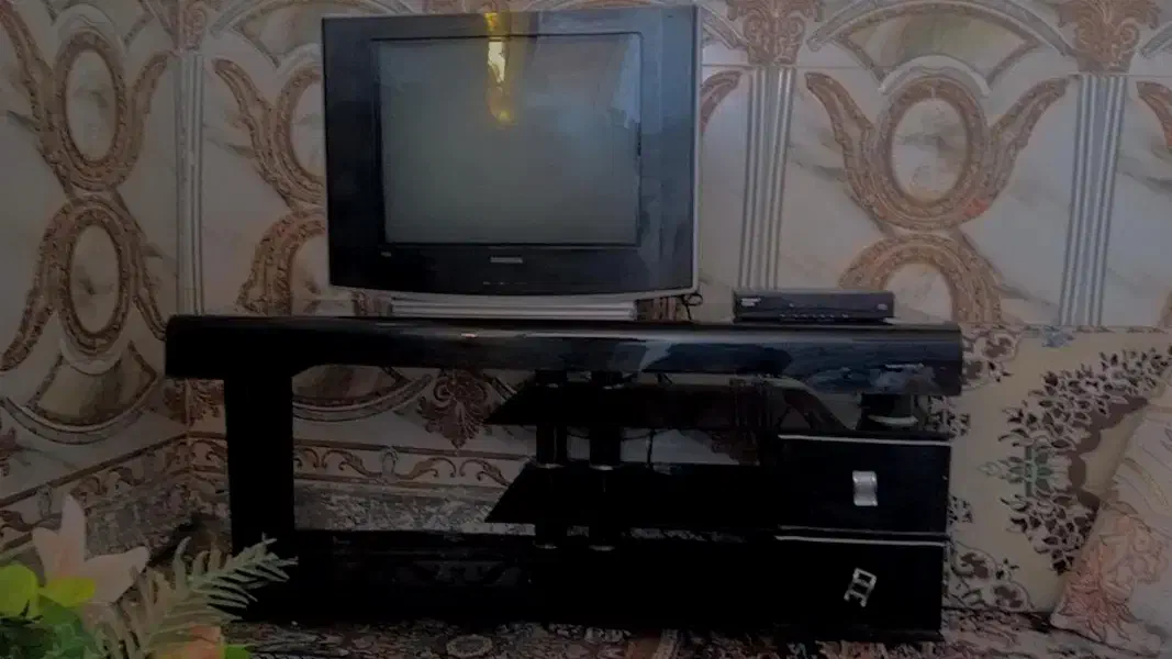 تلویزیون و میز و دیجیتال|تلویزیون و پروژکتور|زاهدان, |دیوار