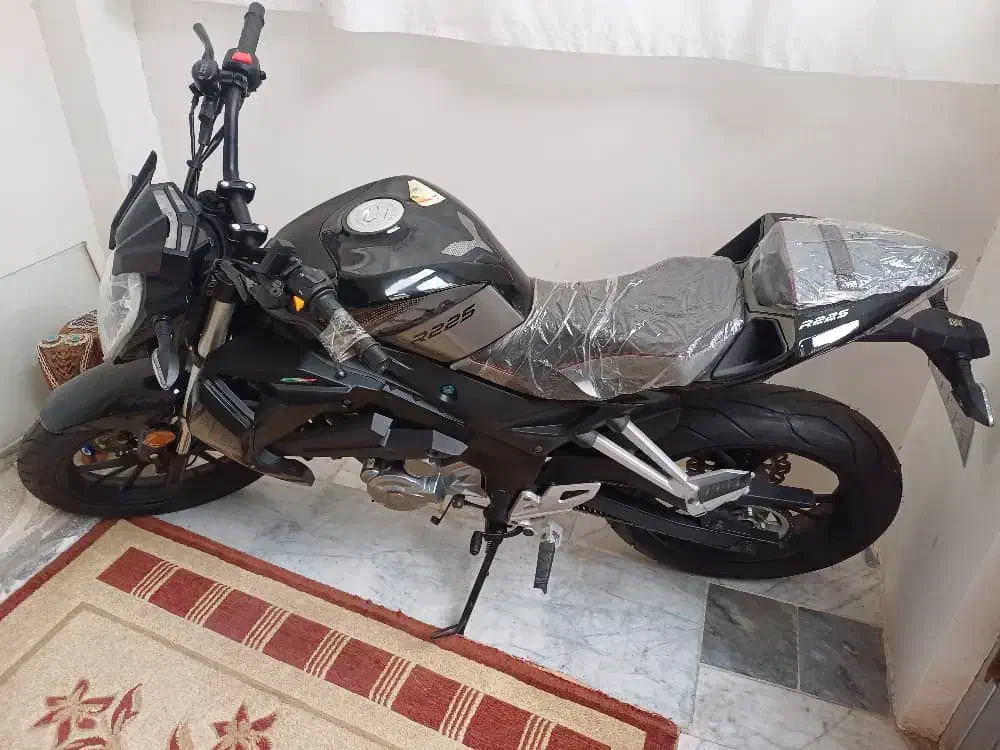 فروش فوری موتور سیکلت صفر کیلومتر خشک|موتورسیکلت|خوی, |دیوار