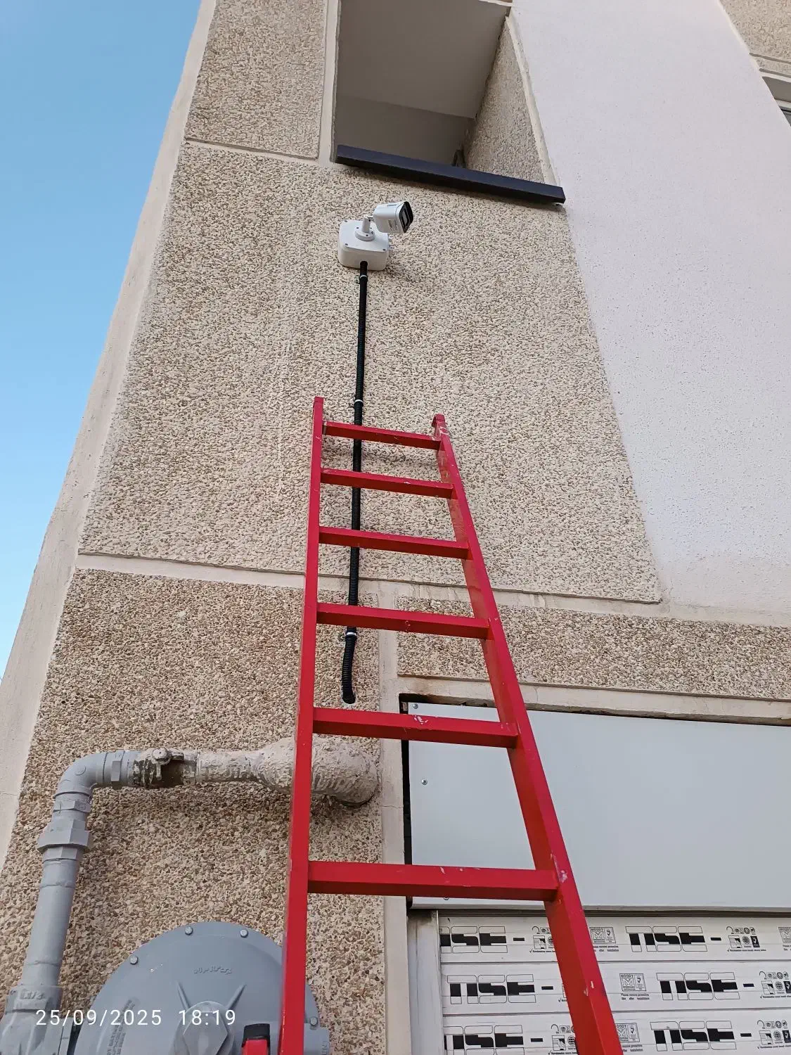 نصب دوربین مداربسته و دزدگیر و سیستم اعلام حریق|خدمات پیشه و مهارت|زنجان, |دیوار