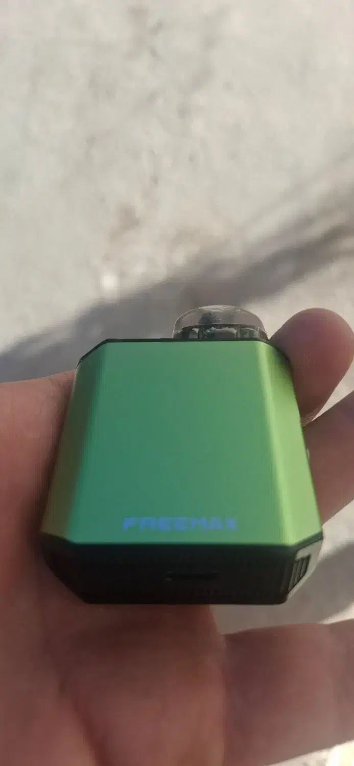 ویپ|زیورآلات و اکسسوری|بروجن, |دیوار