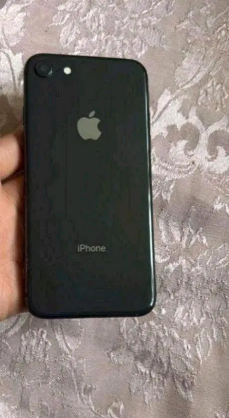 اپل آیفون 8 iphone باطری ۱۰۰|موبایل|اصفهان, رکن الدوله شرقی|دیوار