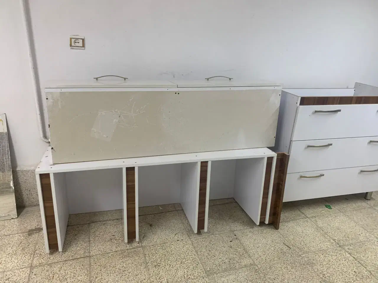 کابینت در حد نو|آب‌چکان و نظم‌دهنده ظروف|سلماس, |دیوار