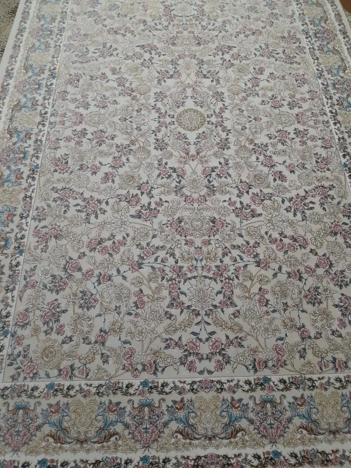 ۸ تخته فرش ۶متری بصورت ۳ تخته و دو تخته|فرش|مریوان, |دیوار