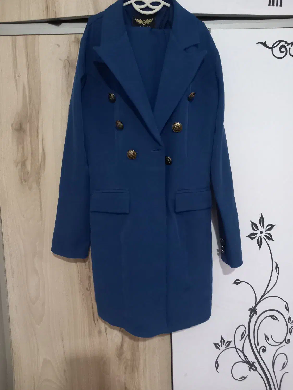 لباس|لباس|کارون, |دیوار