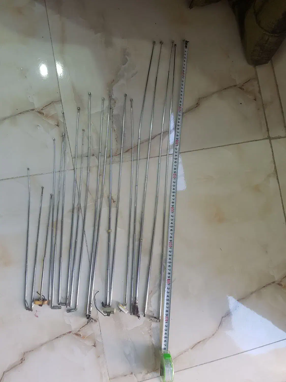 انتن های قدیم|کلکسیون اشیاء عتیقه|اهواز, کمپلو جنوبی|دیوار