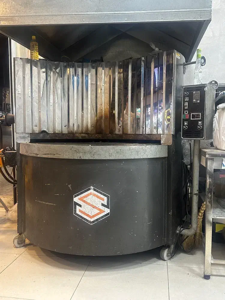 دستگاه نانوایی نان روغنی شیرینی پیتزا|کافیشاپ و رستوران|ایلام, |دیوار