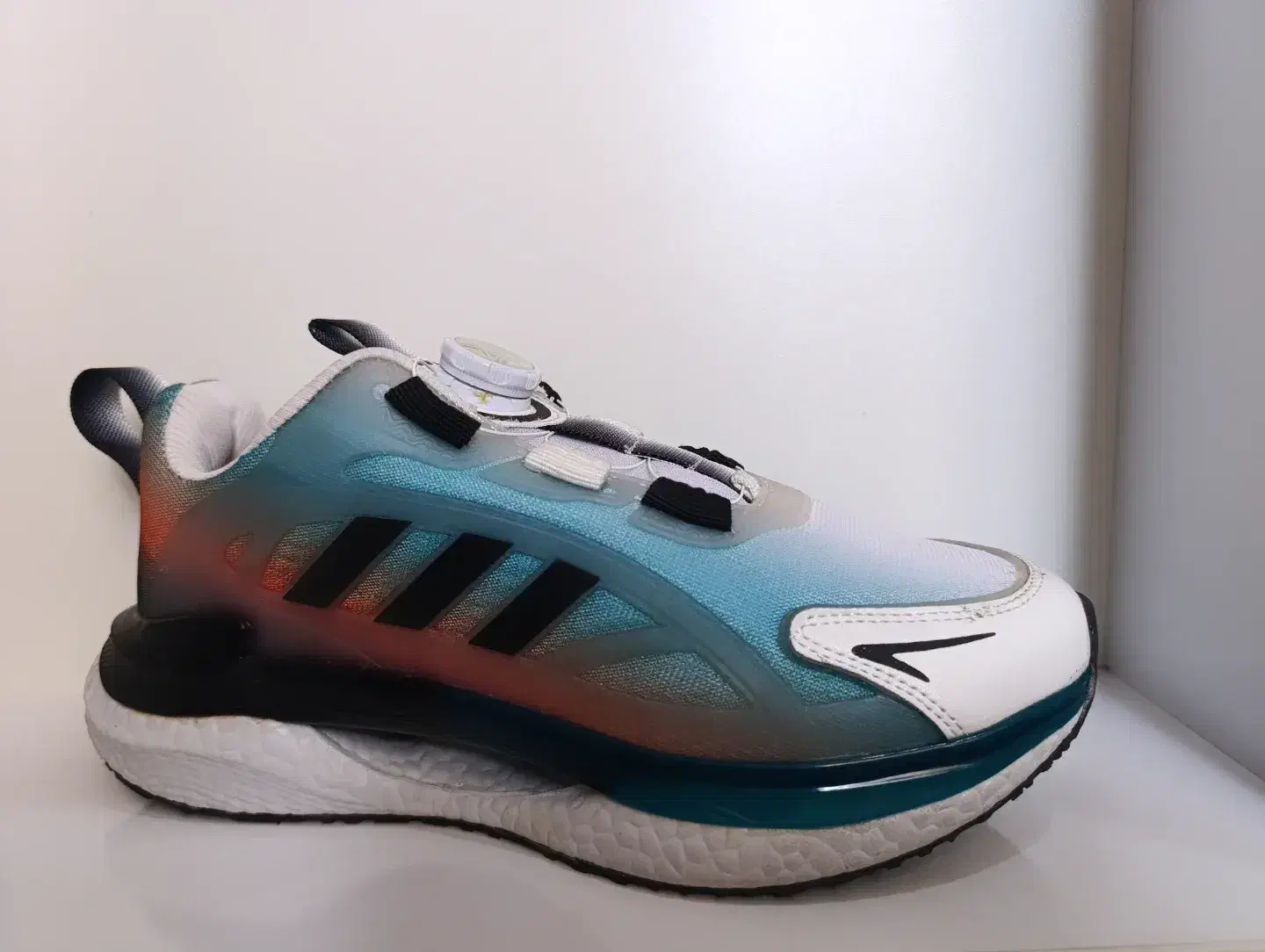 فروش ویژه کتانی مردانه|کیف، کفش، کمربند|ایلام, |دیوار