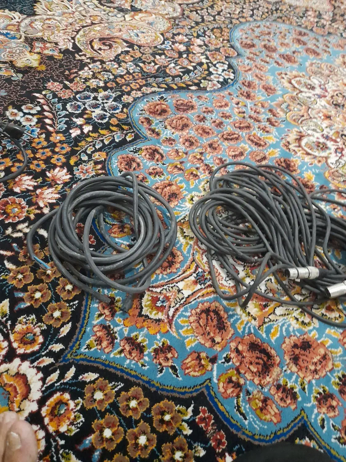 کابل میکرفن وکابل برق والابتور|صوتی و تصویری|شیراز, ریاستی|دیوار