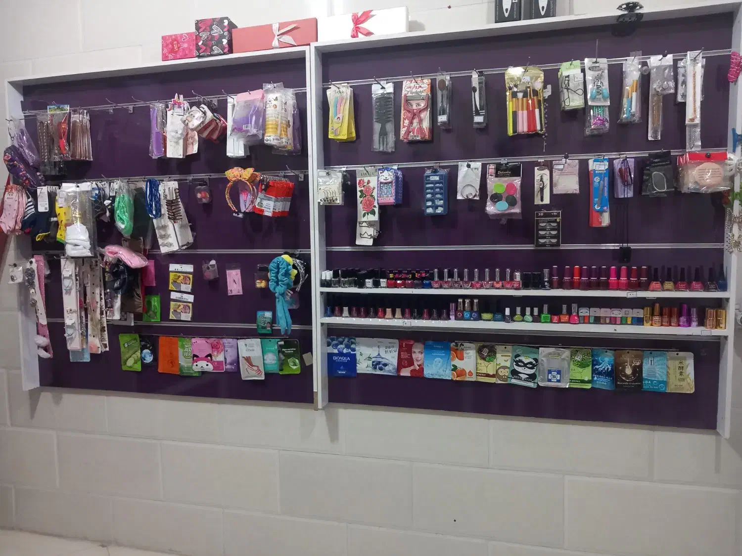 ویترین وتخته رگال بغل دیوار|فروشگاه و مغازه|رضویه, |دیوار