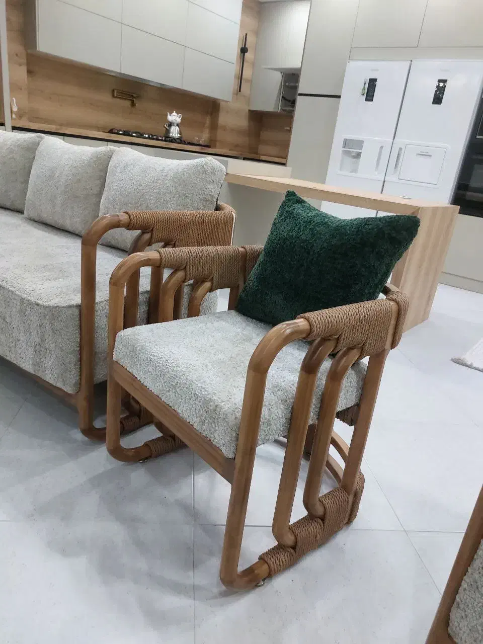 مبل تمام چوب راش|مبلمان خانگی و میز عسلی|مشهد, چهارچشمه|دیوار